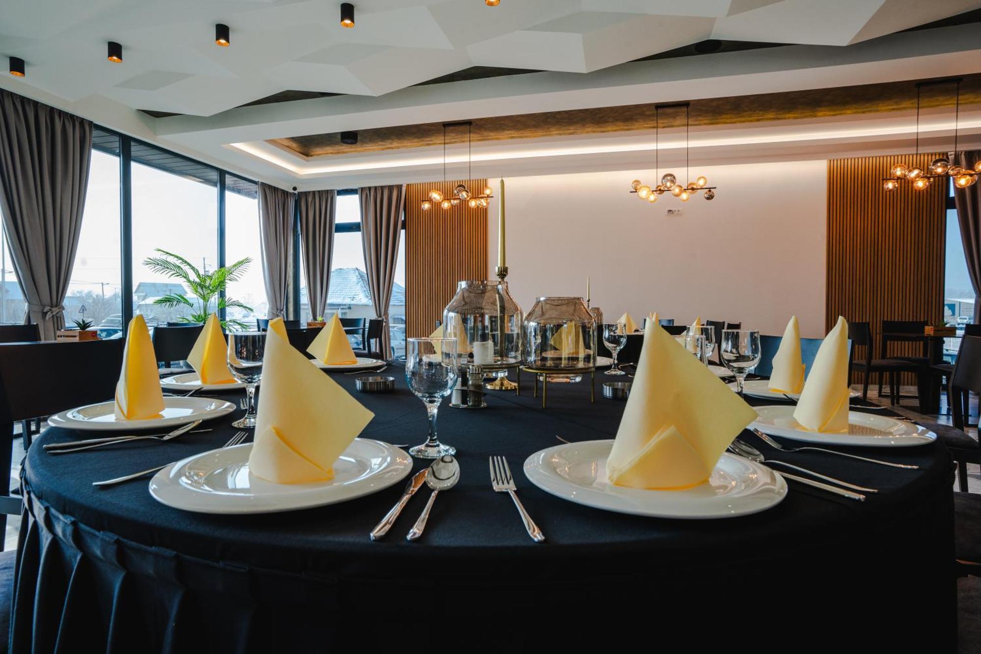Hotel Nest Μπιέλινα Εξωτερικό φωτογραφία