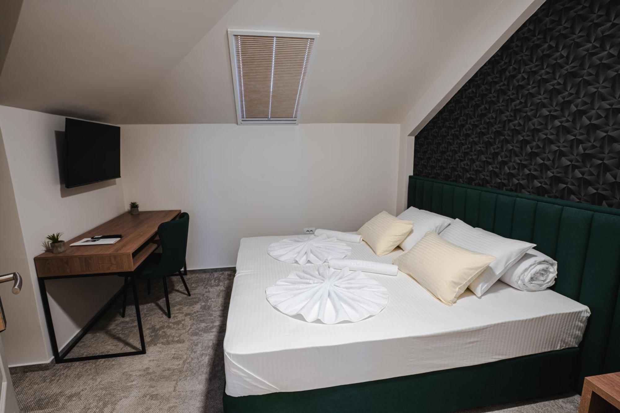 Hotel Nest Μπιέλινα Εξωτερικό φωτογραφία
