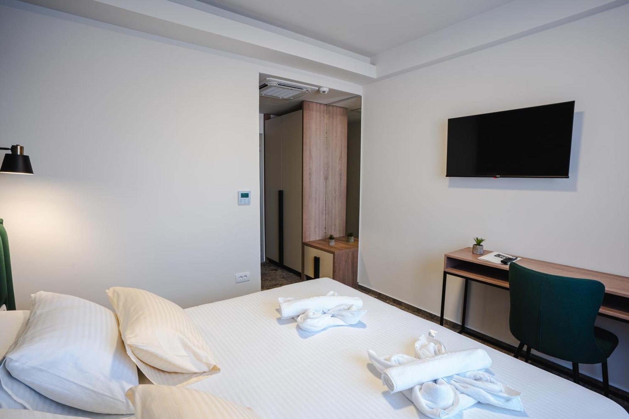 Hotel Nest Μπιέλινα Εξωτερικό φωτογραφία